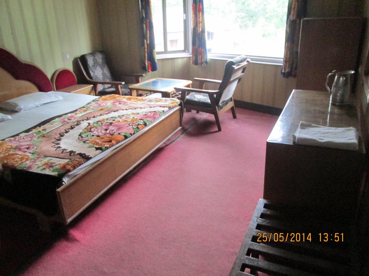 Pandey Lodge Buin 外观 照片